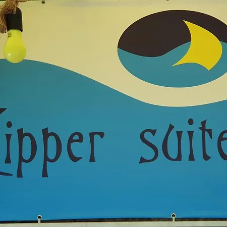 Clipper Alojamento de Acomodação e Pequeno-almoço Ísquia