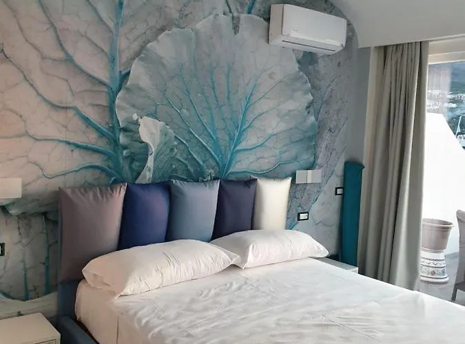 Clipper ベッド・アンド・ブレックファスト イスキア島